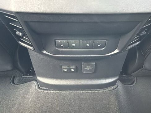 New 2026 Toyota Tundra Platinum AWD/4WD image 24