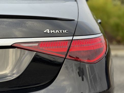 Certified 2025 Mercedes-Benz S 580 4MATIC Sedan image 12