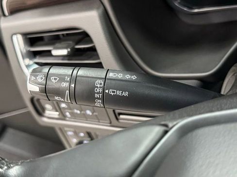 Used 2023 Chevrolet Tahoe LT image 21