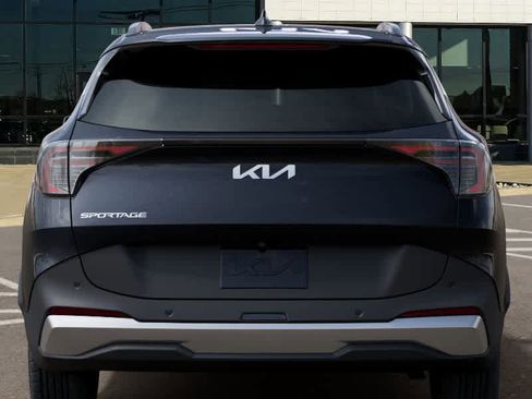New 2026 Kia Sportage EX image 13