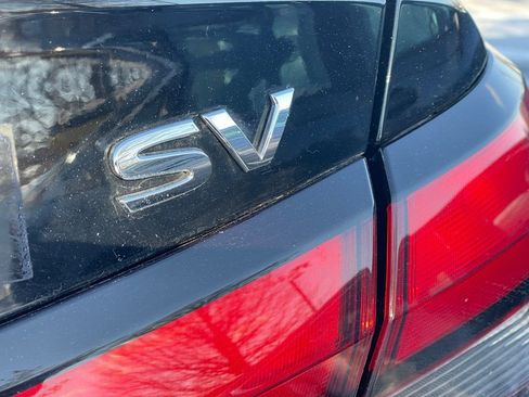 Certified 2022 Nissan Versa SV w/ Trunk Package image 24