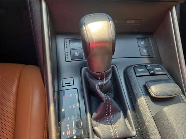 Used 2014 Lexus IS 350 w/ Navigation Package RWD image 8