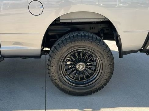 Used 2024 RAM 2500 Big Horn w/ Safety Group image 21