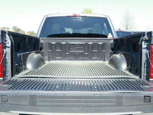 Used 2023 Ford F150 XLT RWD image 8