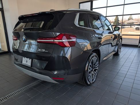 Used 2025 BMW X3 xDrive30i w/ Premium Package image 2