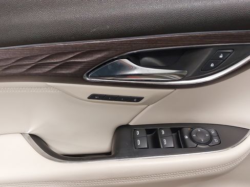 Used 2023 Buick Envision Avenir FWD image 25