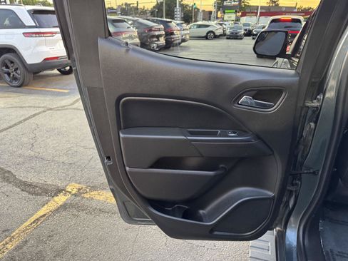 Used 2015 Chevrolet Colorado LT w/ LT Convenience Package AWD/4WD image 26