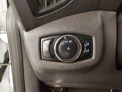 Used 2017 Ford Transit Connect XLT FWD image 13