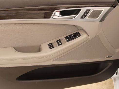 Used 2018 Genesis G80 3.8 w/ Option Group 02 image 14