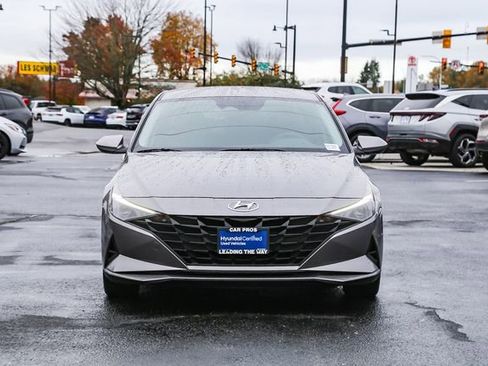 Certified 2023 Hyundai Elantra SEL image 3