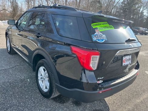 Used 2023 Ford Explorer XLT image 29
