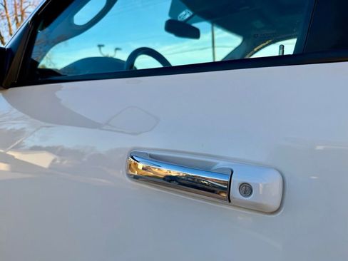 Used 2010 Dodge Ram 3500 Truck Laramie w/ Chrome Accents Group image 12