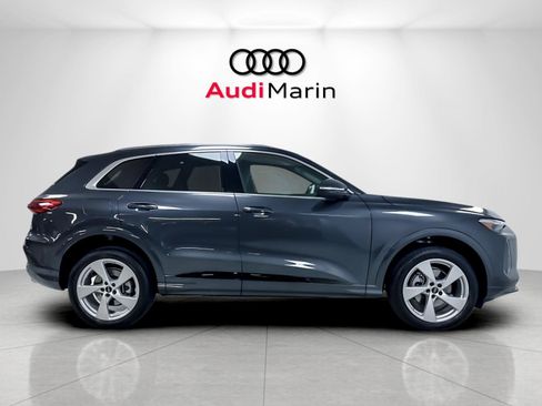 Used 2025 Audi Q5 Premium w/ Premium Plus AWD/4WD image 6