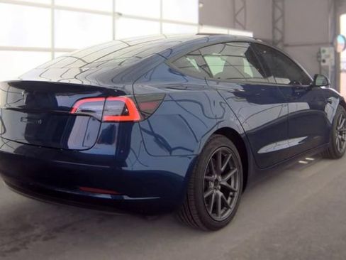 Used 2023 Tesla Model 3 Standard Range RWD image 2