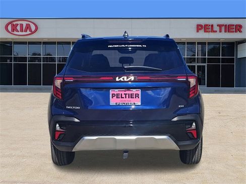 Certified 2025 Kia Seltos EX image 5