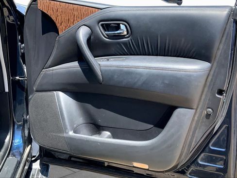 Used 2020 Nissan Armada SL w/ Premium Package RWD image 23