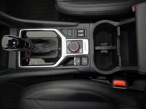 Certified 2023 Subaru Forester Limited image 31