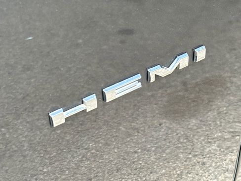 Used 2021 Dodge Challenger R/T image 6