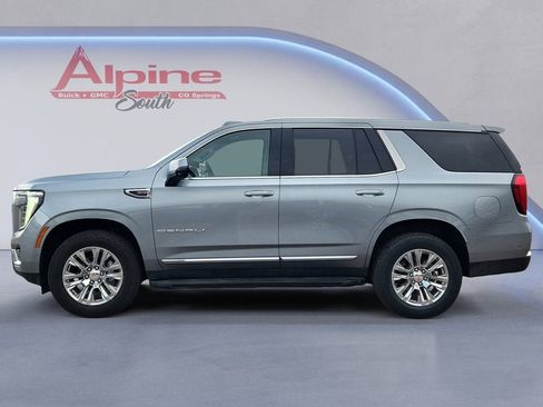 Used 2025 GMC Yukon Denali image 2