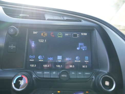 Used 2018 Chevrolet Corvette 2LT w/ 2LT Preferred Equipment Group image 26