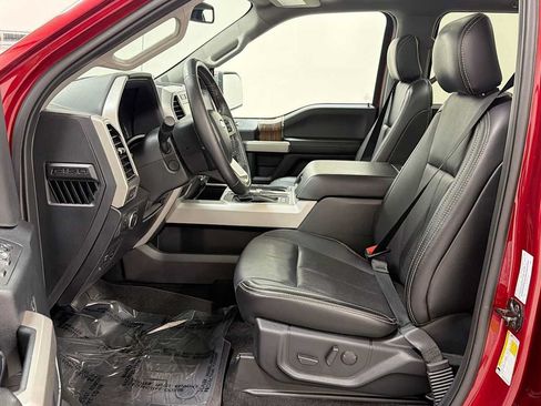 Used 2019 Ford F150 Lariat w/ Equipment Group 502A Luxury AWD/4WD image 13