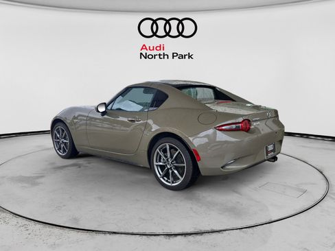 Used 2023 MAZDA MX-5 Miata Grand Touring w/ Weather Package RWD image 3