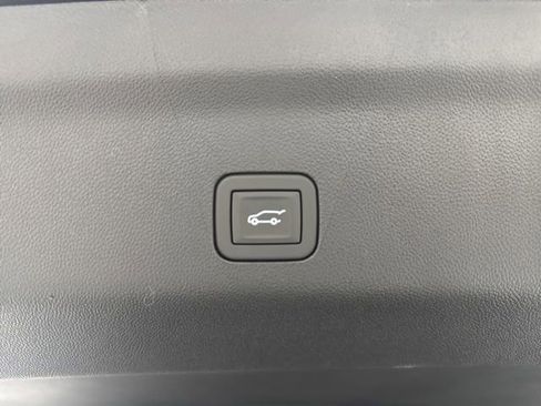 New 2026 Chevrolet Suburban RST w/ RST Capability Package AWD/4WD image 33