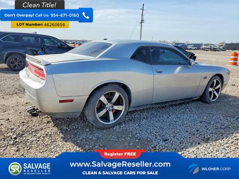 Used 2012 Dodge Challenger SRT8 w/ Premium Sound Group image 4