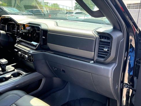Used 2024 Chevrolet Silverado 1500 ZR2 w/ Technology Package AWD/4WD image 16