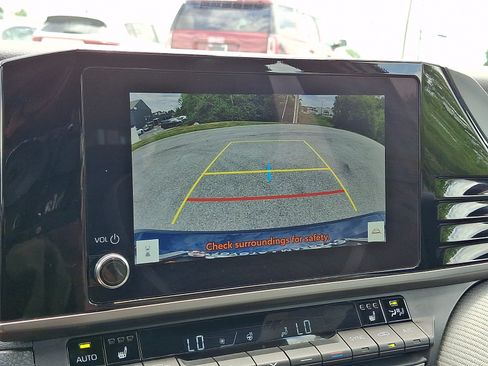 Certified 2025 Toyota Camry SE w/ Convenience Package FWD image 20