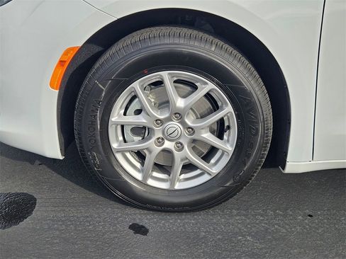 New 2026 Chrysler Voyager LX image 41