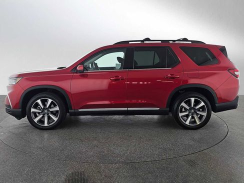 Used 2024 Honda Pilot Elite image 6