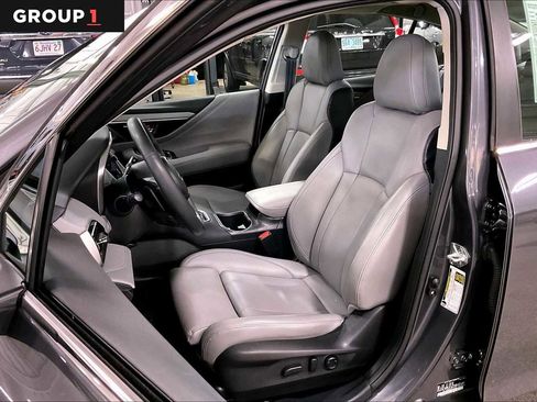 Used 2022 Subaru Legacy Limited image 8