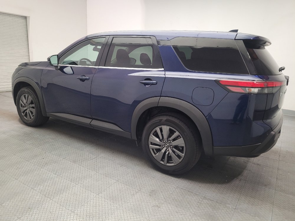 Used 2022 Nissan Pathfinder S AWD/4WD image 3