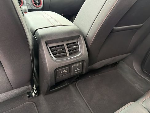 Used 2023 Chevrolet Blazer RS image 20