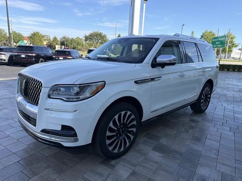 Certified 2024 Lincoln Navigator Black Label AWD/4WD image 6