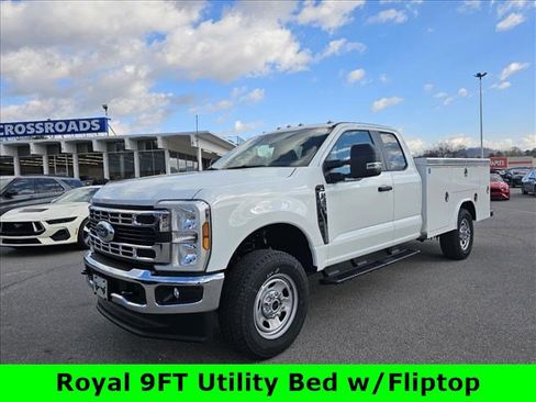 New 2026 Ford F350 XL w/ XL Chrome Package image 1