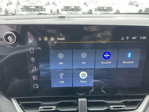 New 2026 Chevrolet Equinox LT w/ Safety and Technology Package FWD image 16