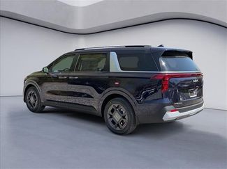 New 2026 Kia Carnival EX video 3