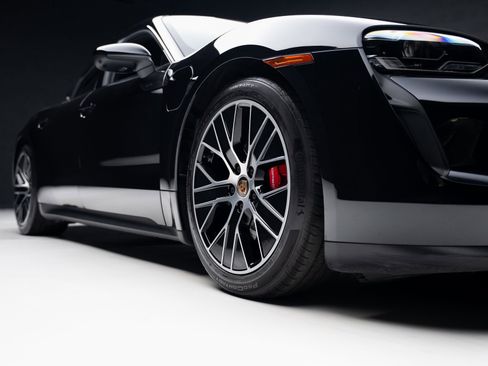 Used 2022 Porsche Taycan 4S image 75