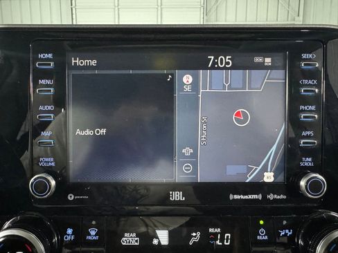 Used 2020 Toyota Highlander Limited AWD/4WD image 36