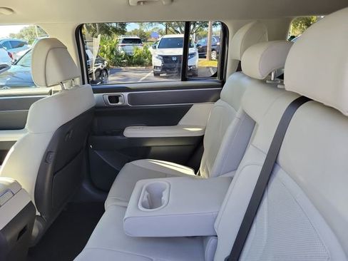 Used 2025 Hyundai Santa Fe SEL image 28