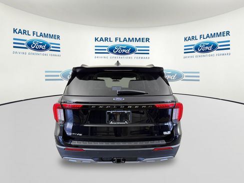 New 2026 Ford Explorer Active w/ Active Comfort Package RWD image 4