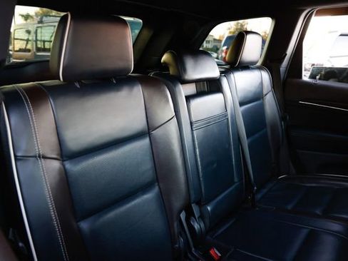 Used 2017 Jeep Grand Cherokee Overland w/ Jeep Active Safety Group image 17