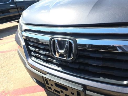 Used 2019 Honda Ridgeline RT image 9
