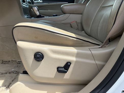 Used 2017 Jeep Grand Cherokee Overland AWD/4WD image 20