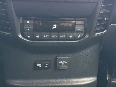 Certified 2024 Toyota Sequoia Capstone AWD/4WD image 19