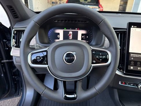 New 2026 Volvo XC90 B6 Plus w/ Protection Package image 7