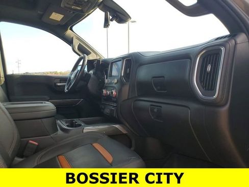 Certified 2021 GMC Sierra 1500 AT4 w/ AT4 Value Package image 30