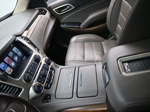 Used 2020 GMC Yukon XL Denali w/ Enhanced Security Package image 22